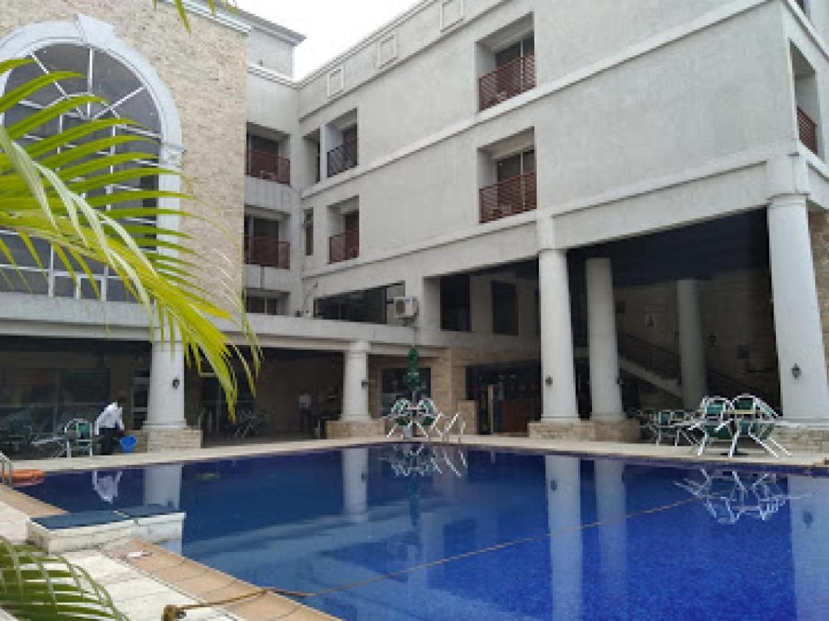 Room In Lodge - Full Moon Hotel Owerri Eksteriør bilde